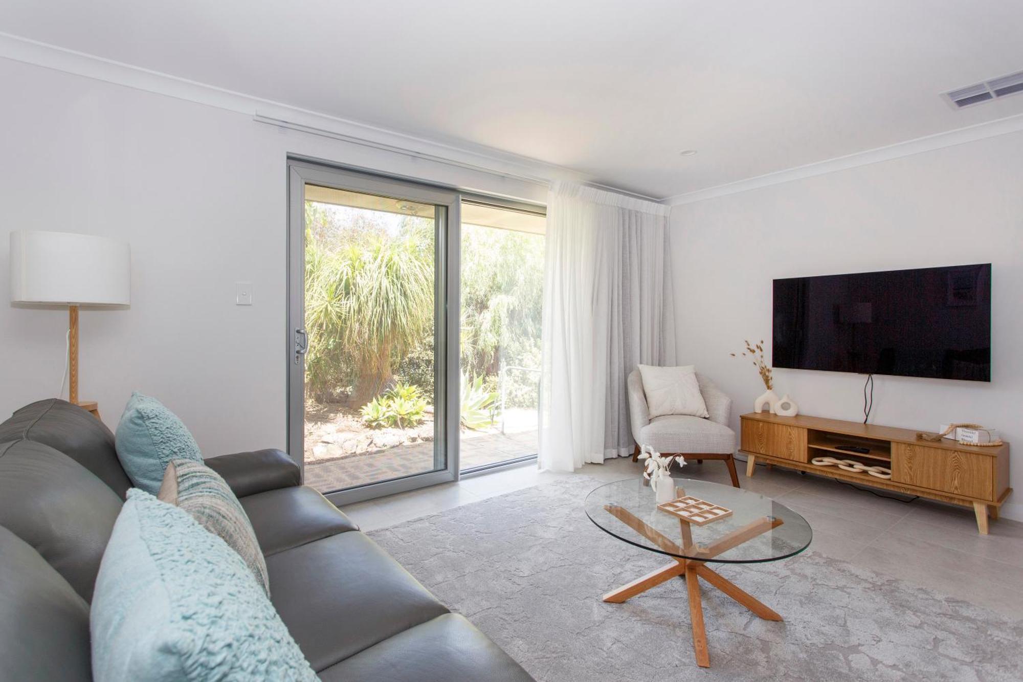 Maylands Riverside Retreat Apartment